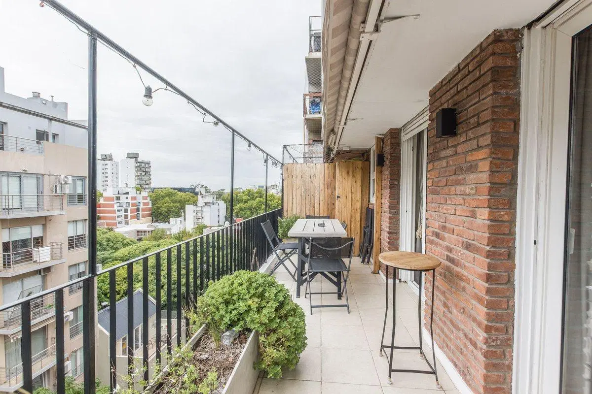 VENTA 3 AMB REFACCIONADO CON GRAN BALCON EN OLIVOS 4