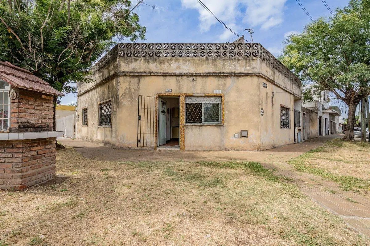 VENTA Ph o local +  vivienda a refaccionar 4