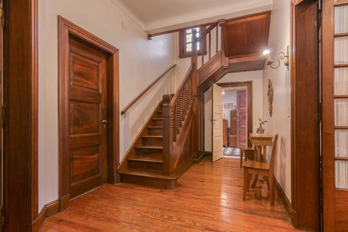 Venta Casa de Estilo en Av. Melián Belgrano R 5