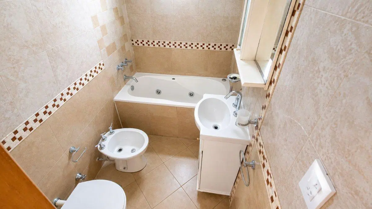 VENTA DEPARTAMENTO 2 AMBIENTES CON COCHERA RAMOS M 8
