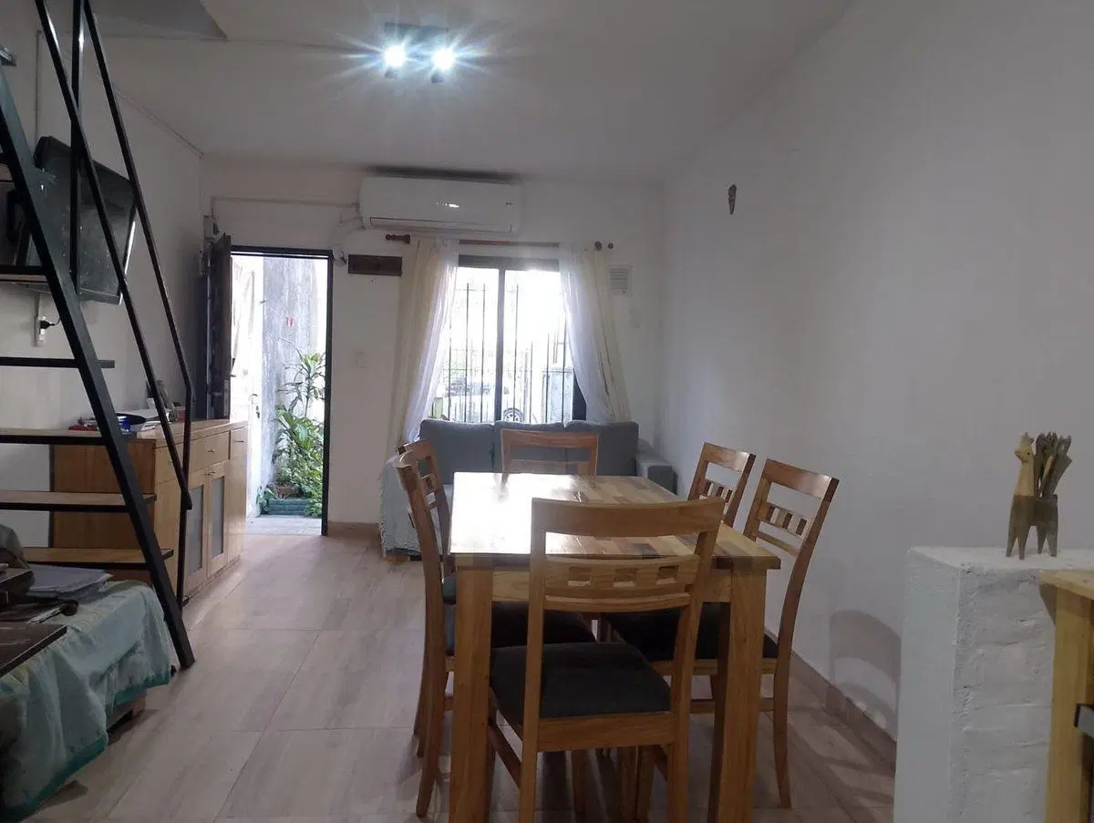 VENTA PH CON PATIO, VILLA LUZURIAGA 5