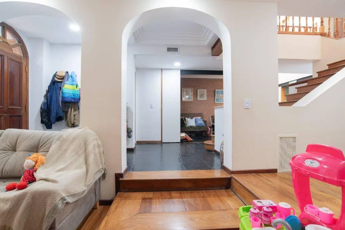 Venta Casa Lote Propio, Cochera, Jardin, Piscina 2