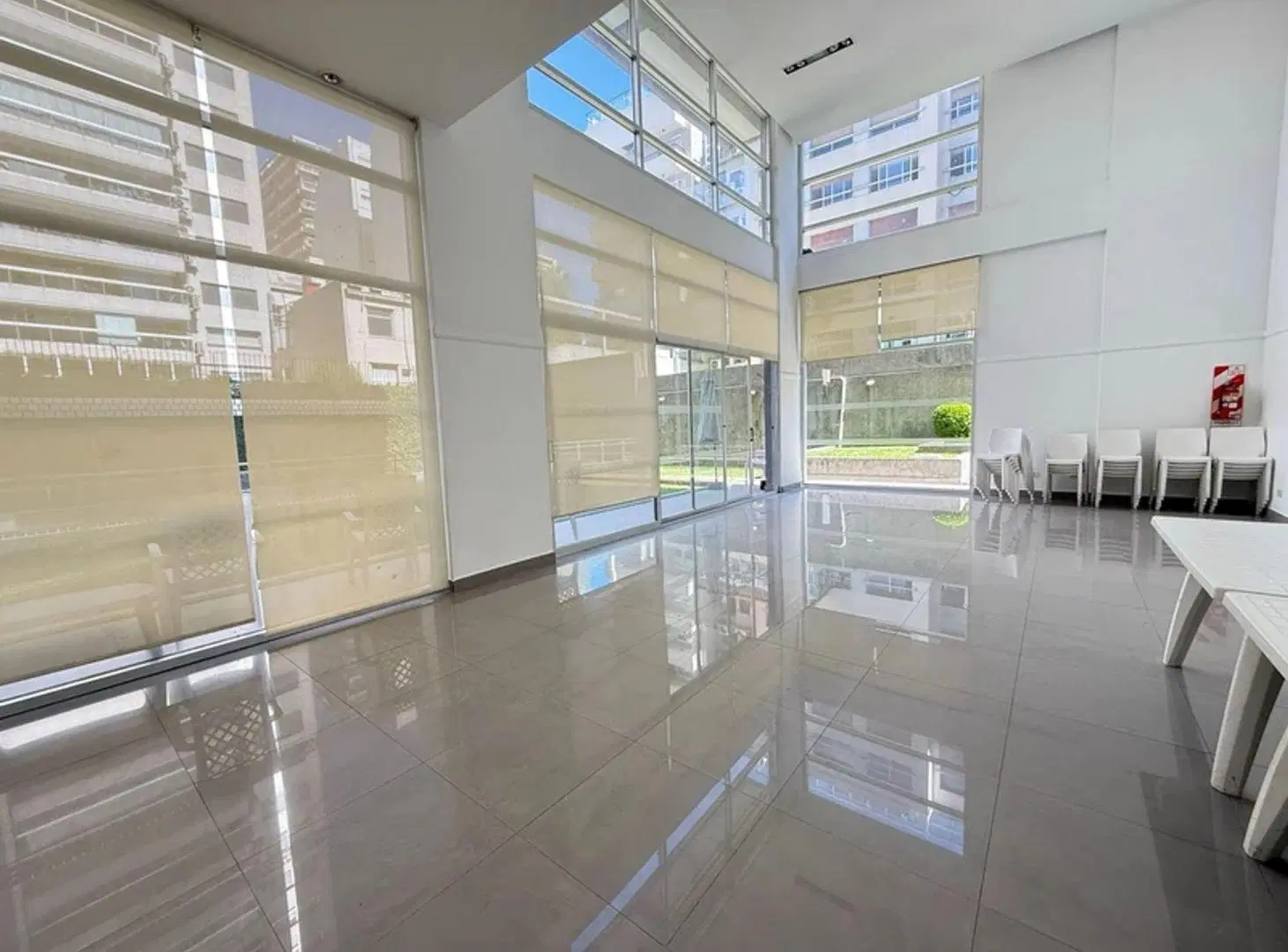 ALQUILER EXCELENTE 2 AMB COCHERA. Edificio Premium 2
