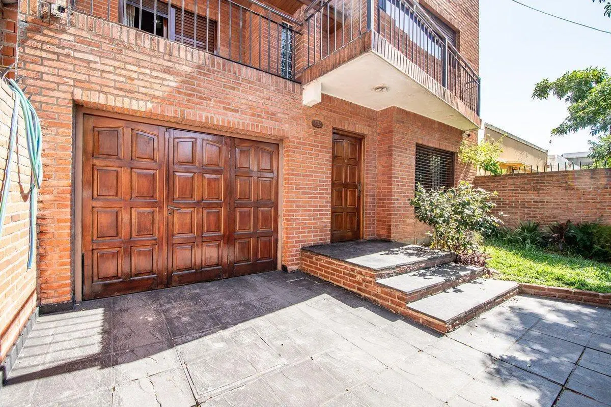 Venta Casa en  Lomas de Zamora 3
