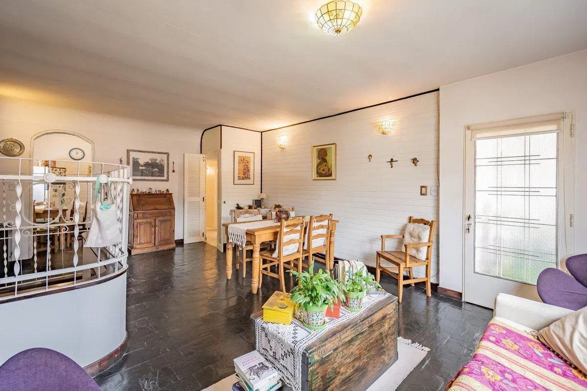 VENTA 4 AMB. MAS QUINCHO Y TERRAZA - V. SARMIENTO 2