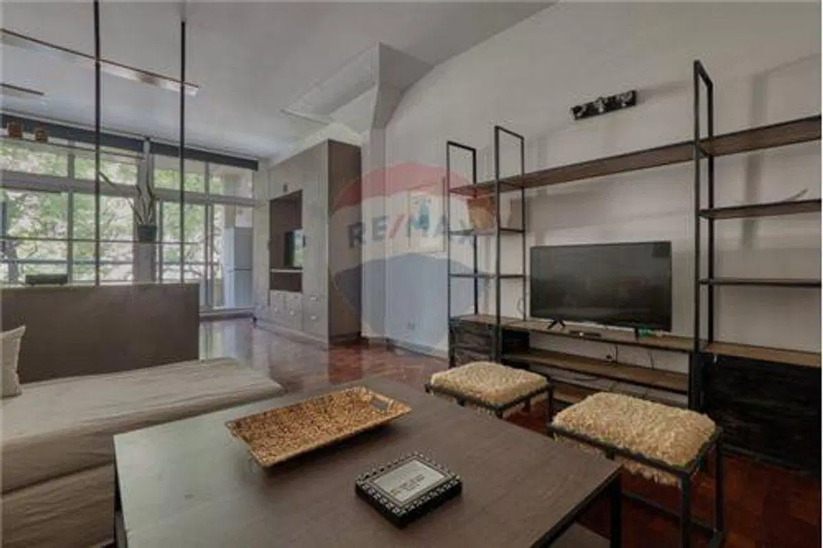Monoambiente en alquiler con pileta y amenities 5