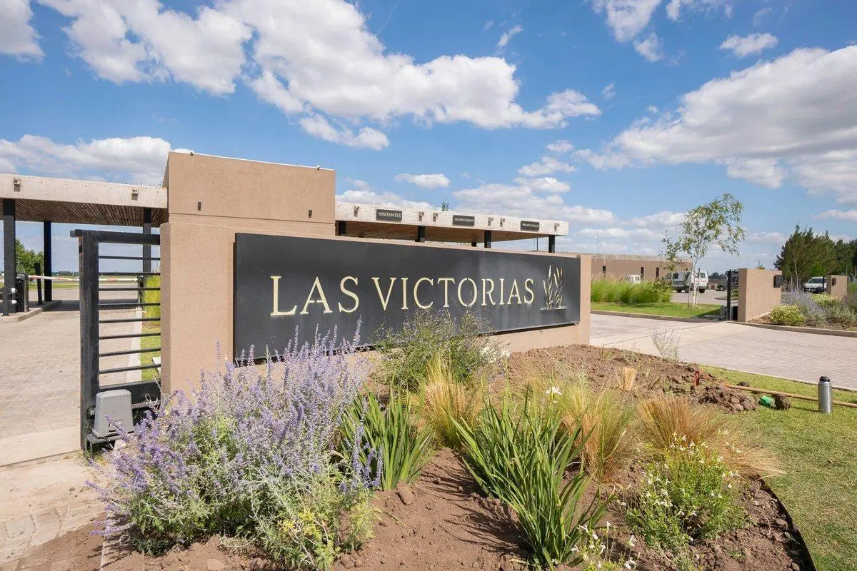 Lote Las Victorias Canning ¡¡BAJO DE PRECIO!! 2
