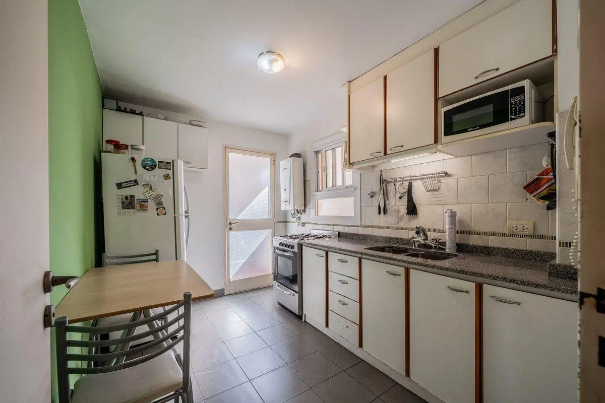 VENTA DEPARTAMENTO 3 AMB RENOVADO EN RECOLETA 2