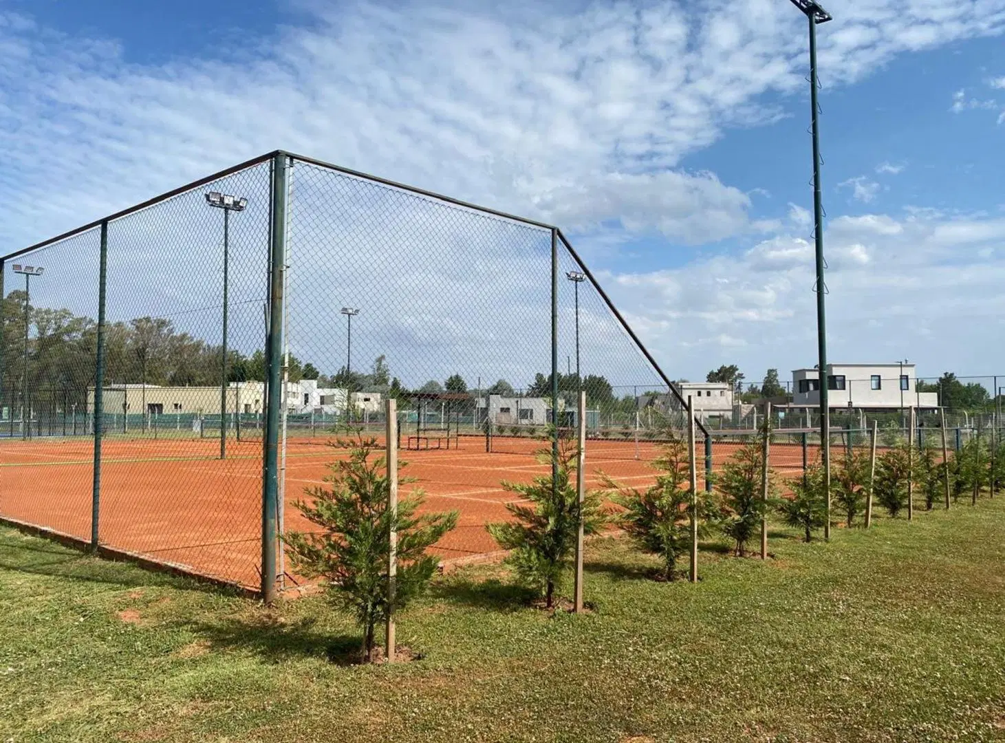 Lote en Santa Lucia ubicación estratégica 4