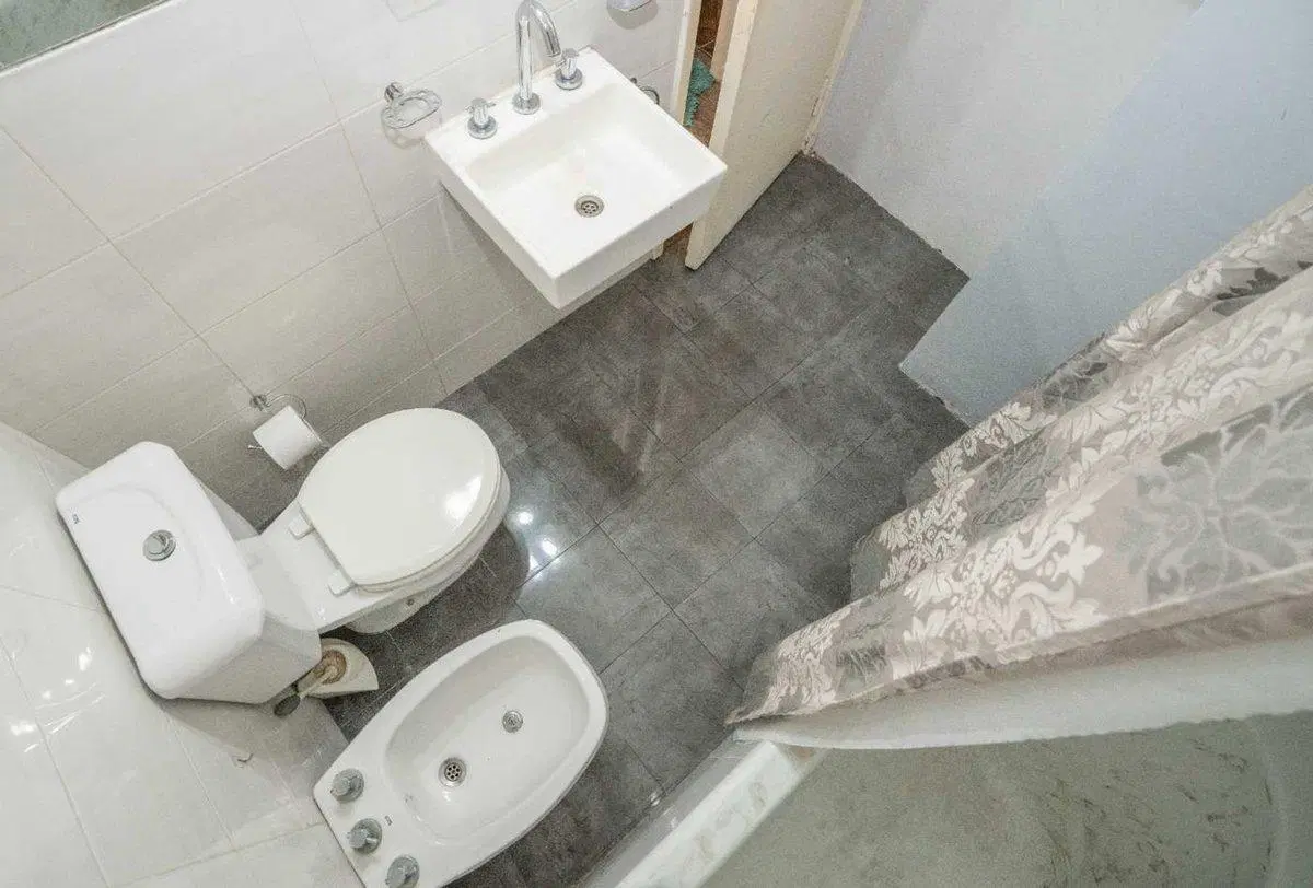 VENTA DEPARTAMENTO  3 AMB CON PATIO RECOLETA 5