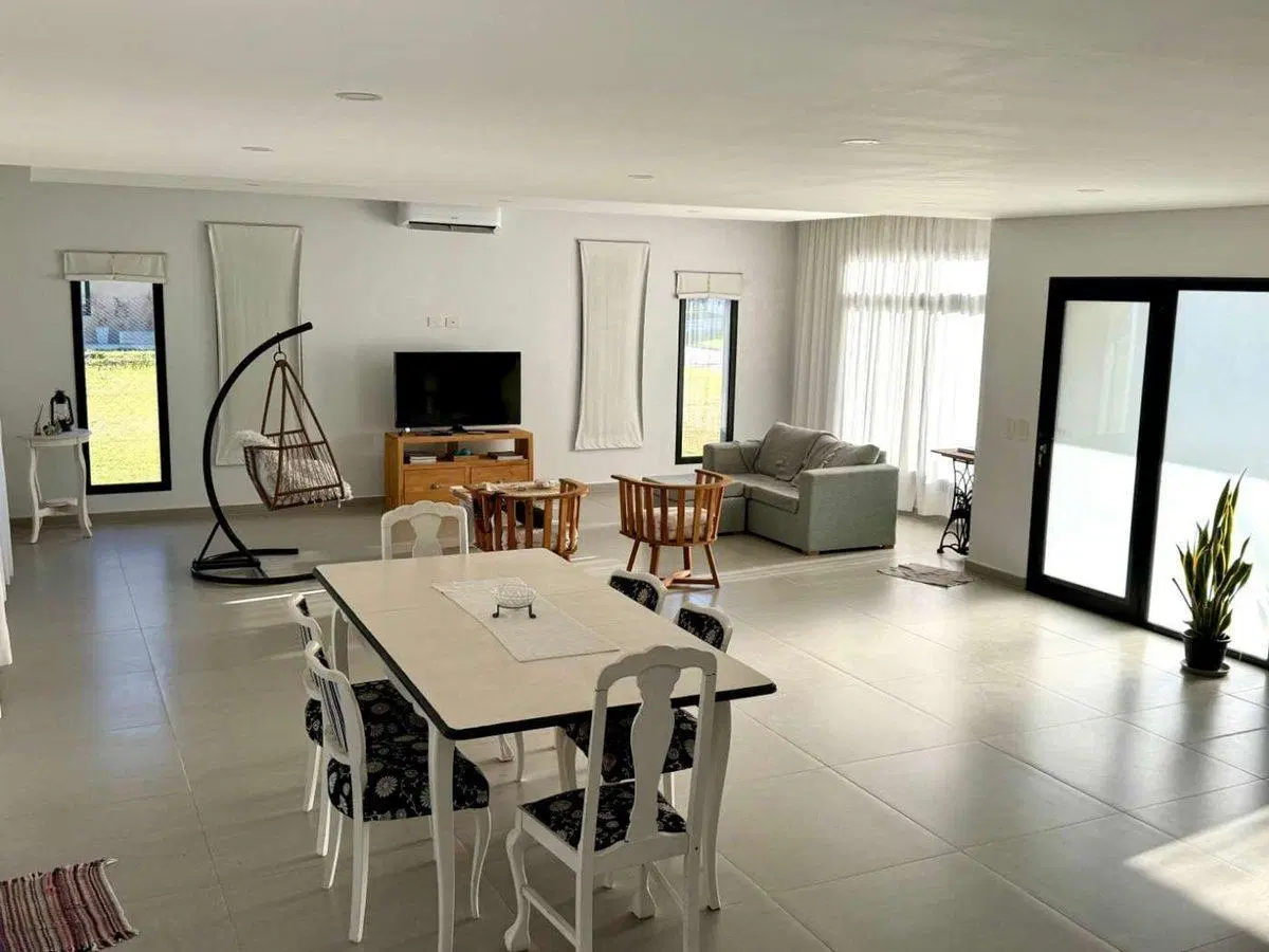 Casa en venta 4 amb. Lagoon 3