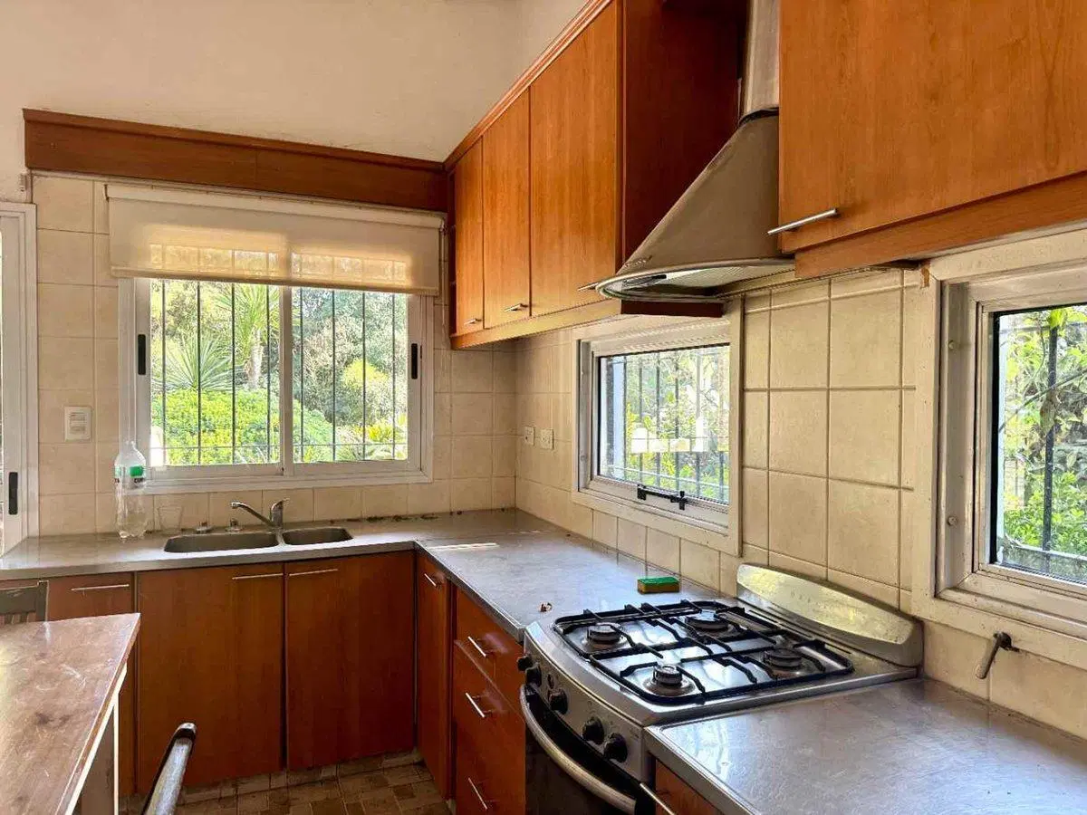 VENTA CASA EN PILAR 4