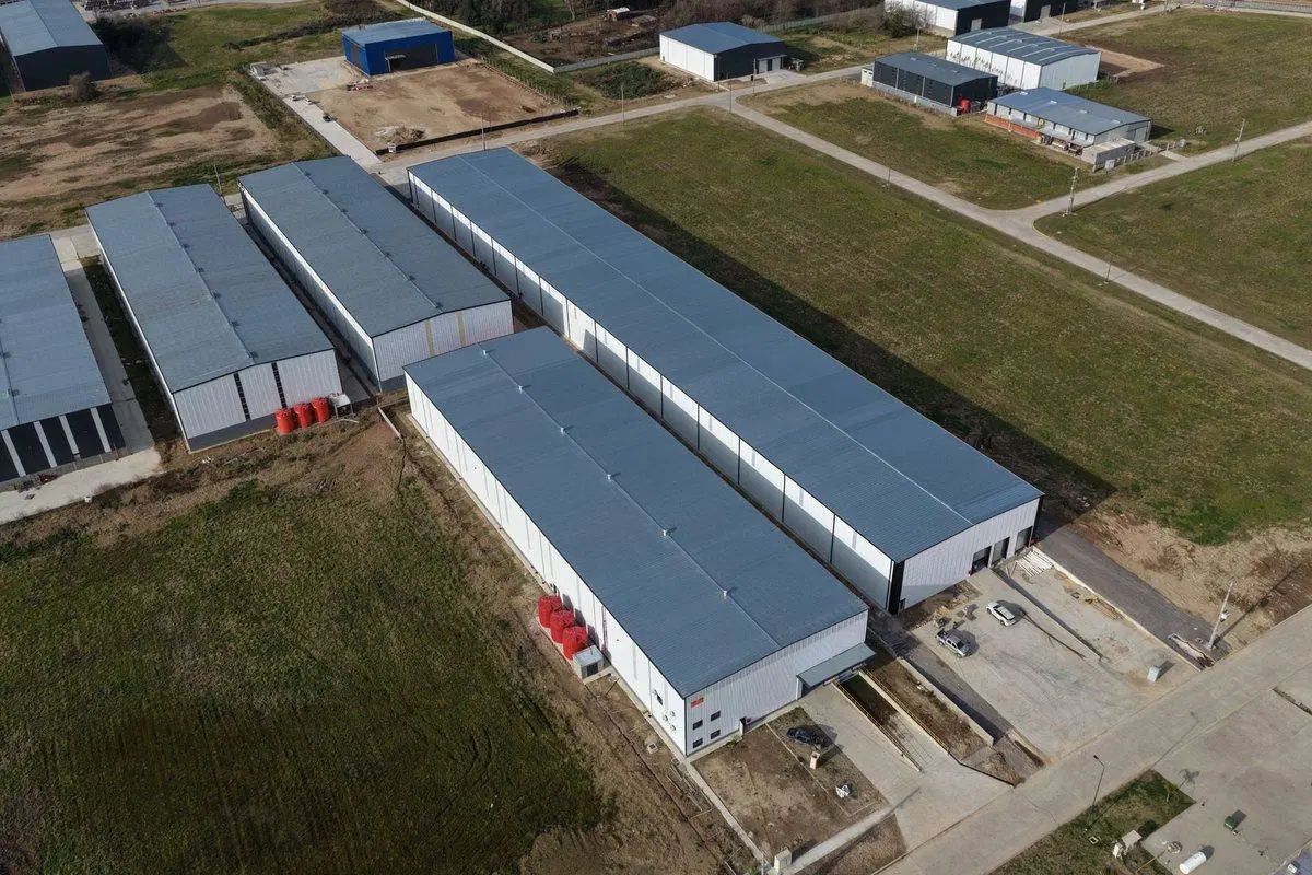 VENTA DE NAVE DEPOSITO POLO INDUSTRIAL SPEGAZZINI 5
