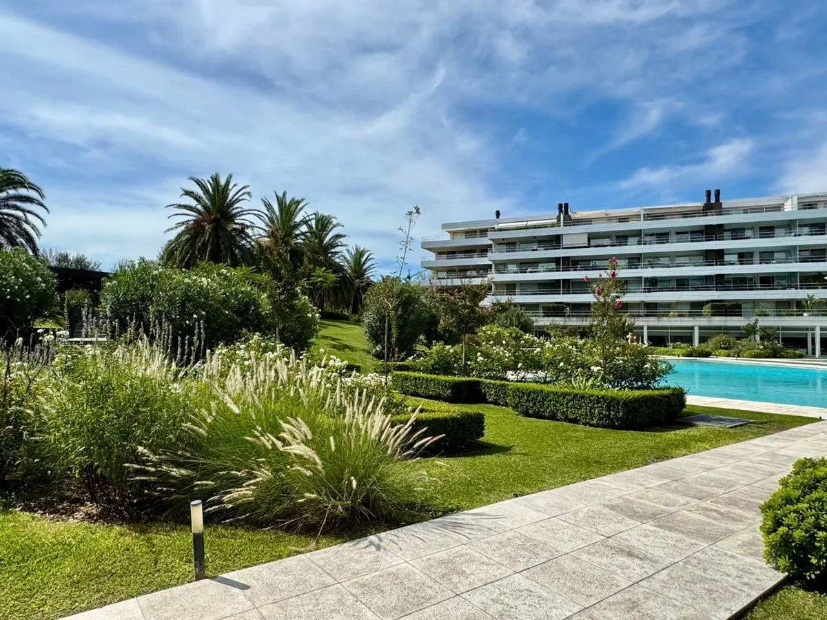 VENTA DEPARTAMENTO DE 3 AMBIENTES EN BOUQUET 3