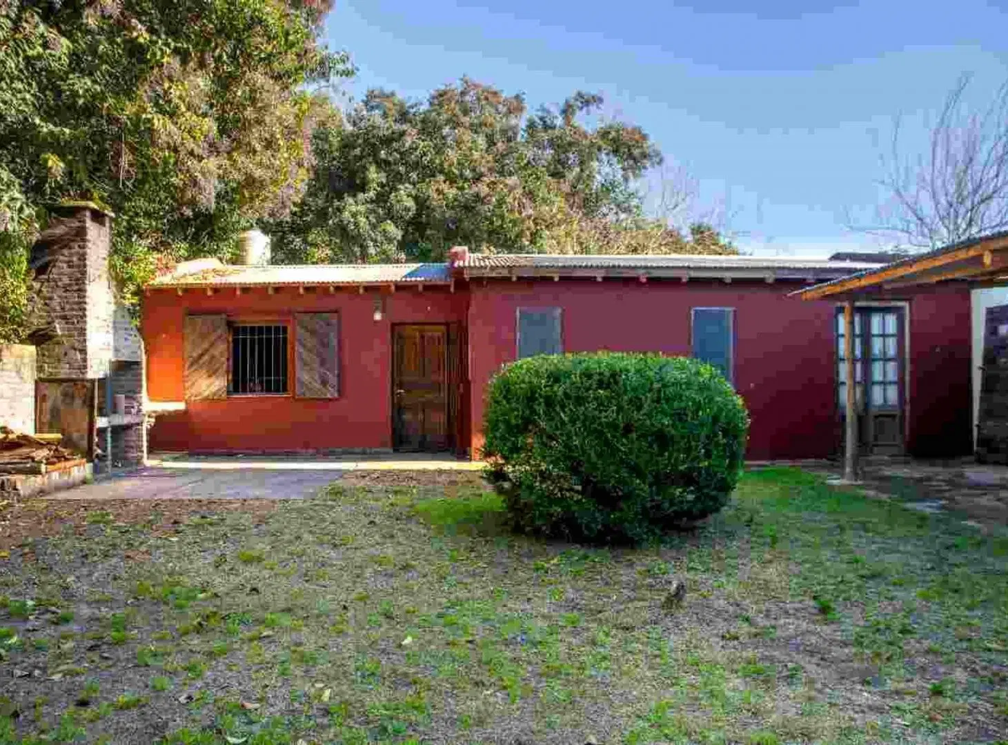VENDE-CASA-3 AMB. CARLOS KEEN Jardín/Galería 2