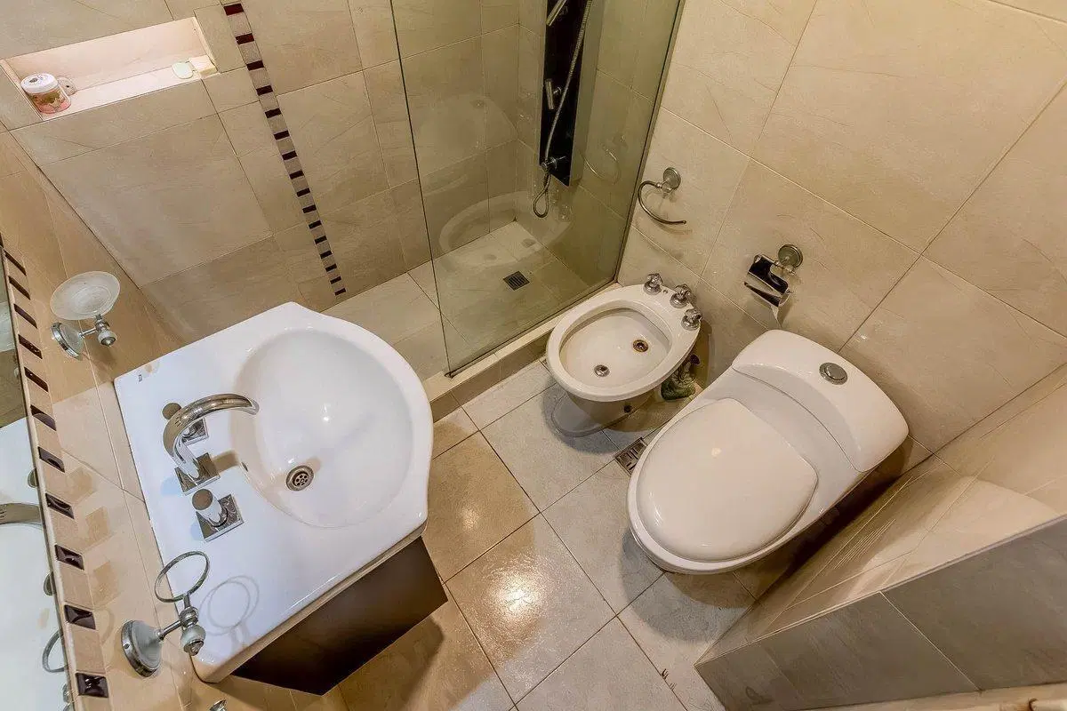 VENTA DEPARTAMENTO 2 AMBIENTES EN BARRIO NORTE 5