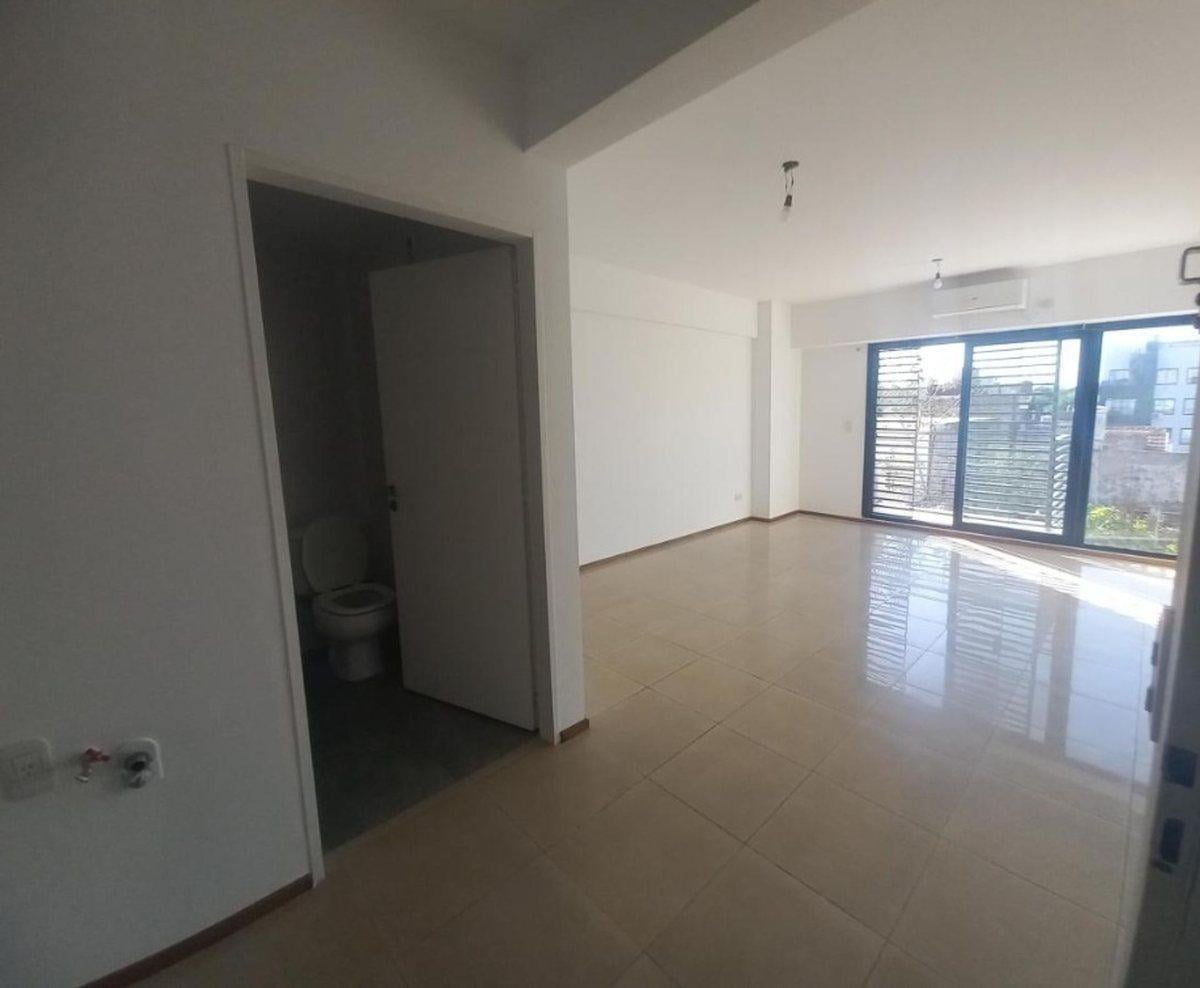 Monoambiente Balcon y Cochera- Venta-Villa Urquiza