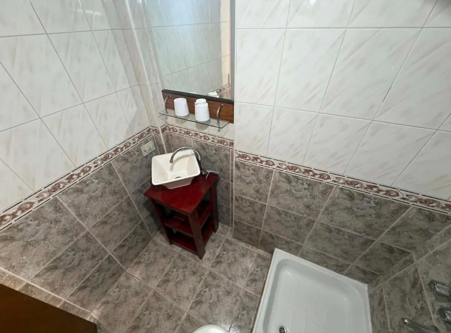 Venta Depto al Frente con Balcón Moron 2