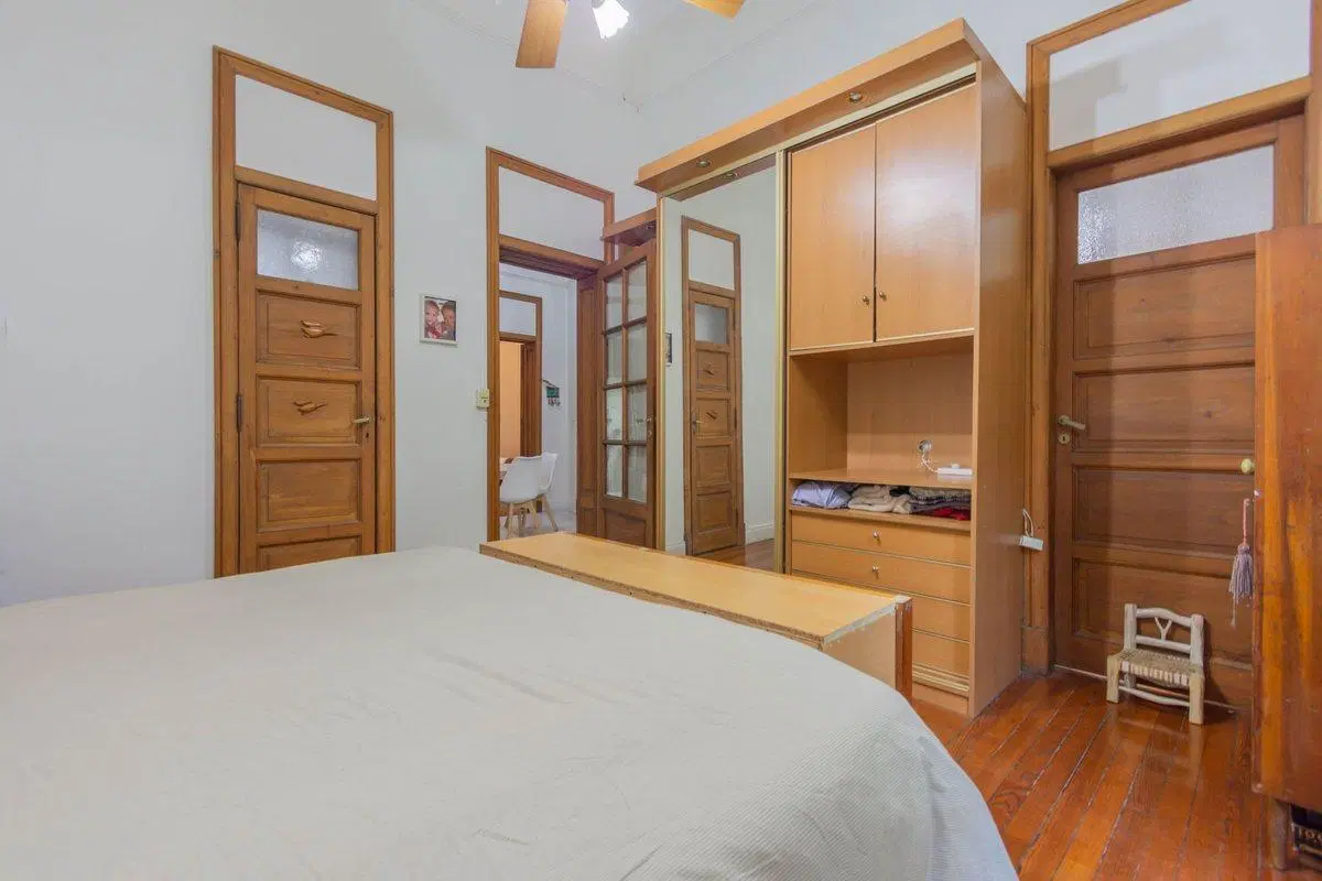 VENTA, Depto. Tres ambientes, excelente ubicacion 3