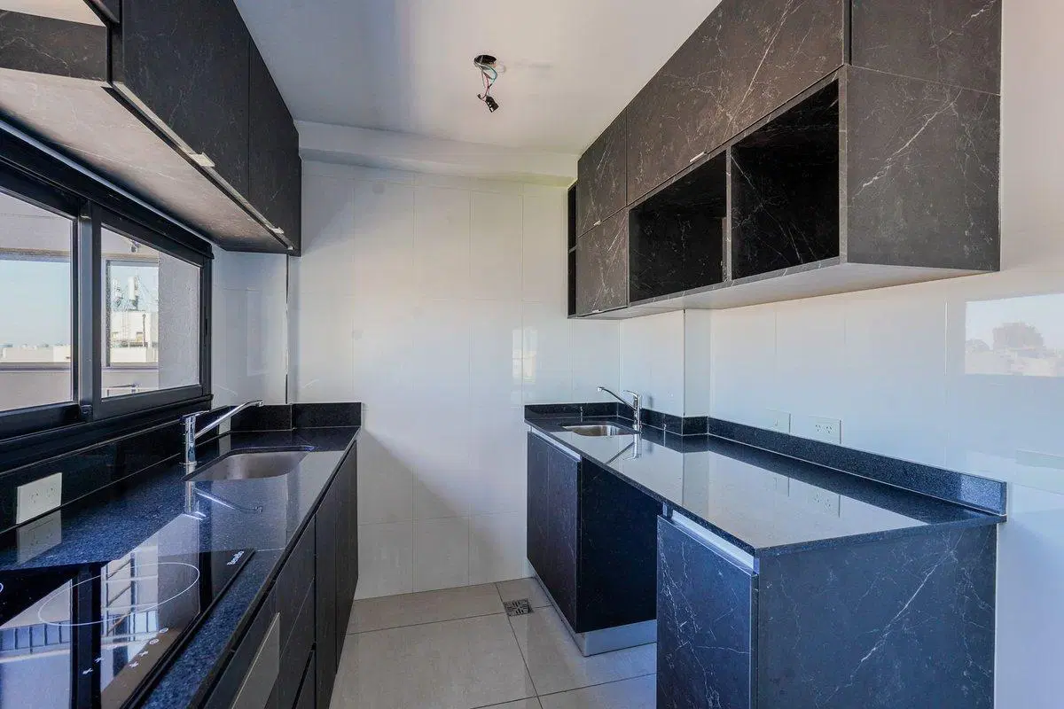 3 amb estrenar con balcón. Cochera Full amenities 5