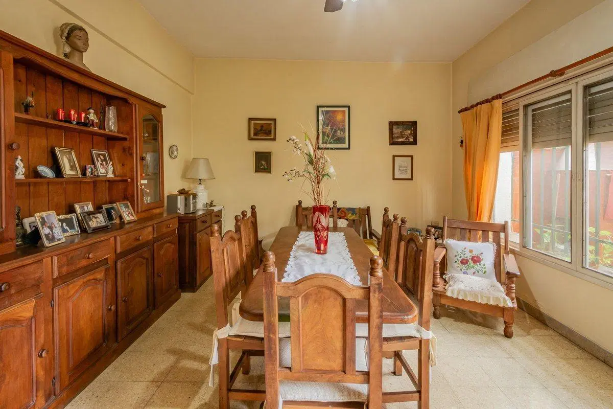 Venta Casa de 3 ambientes con jardin -  Ciudadela 5