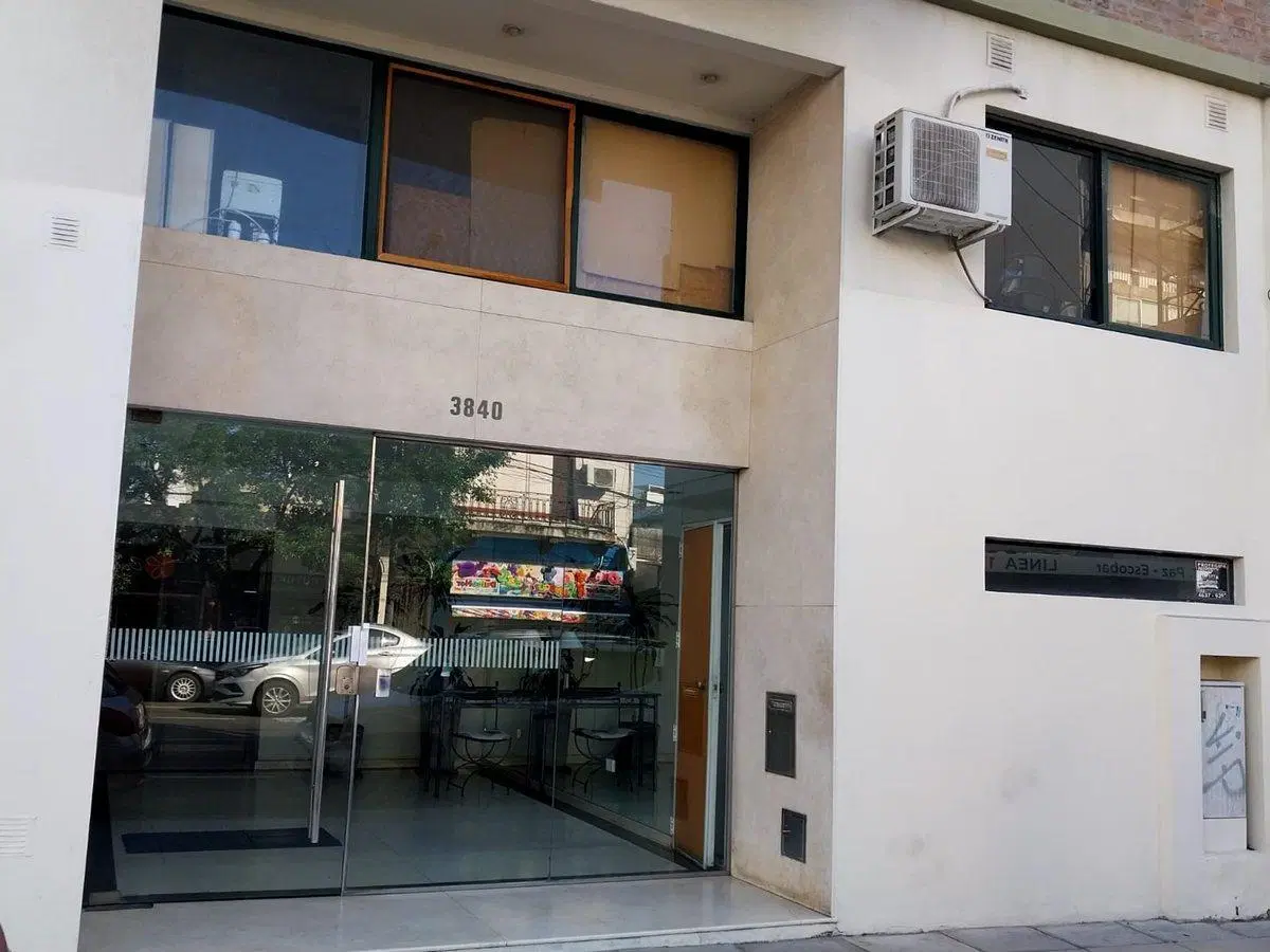 INMEJORABLE 3 AMBIENTES AL FRENTE BALCON Y PATIO 3