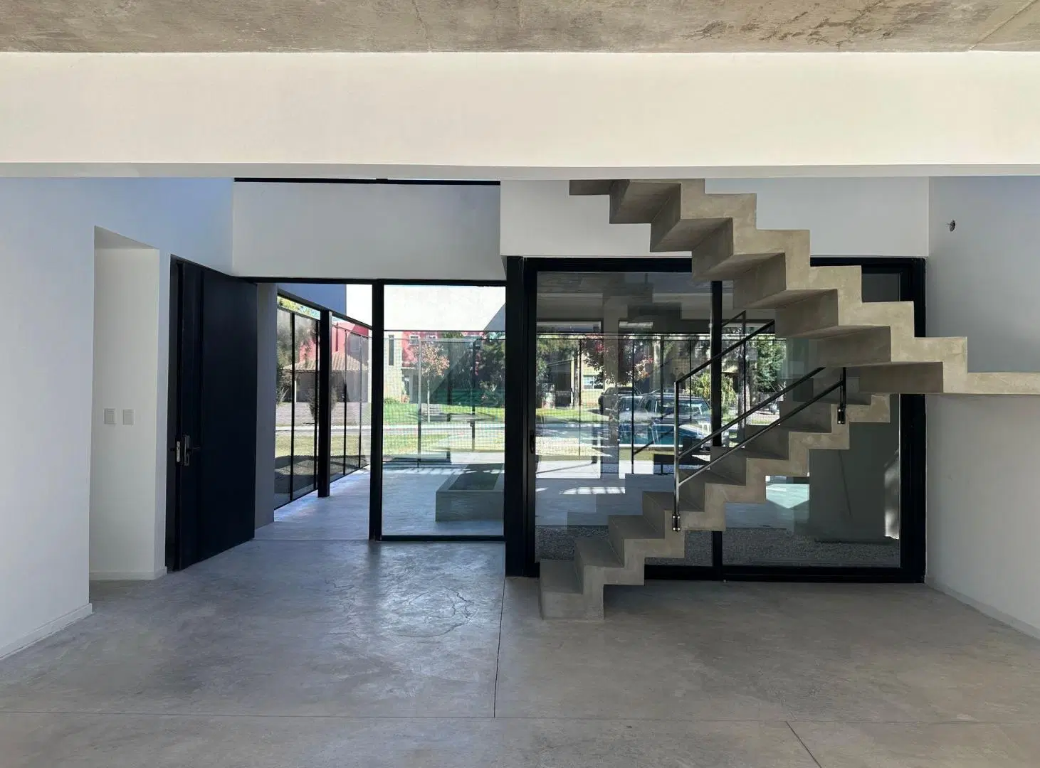 CASA A ESTRENAR C/PILETA PRINCIPADO SAN VICENTE 4