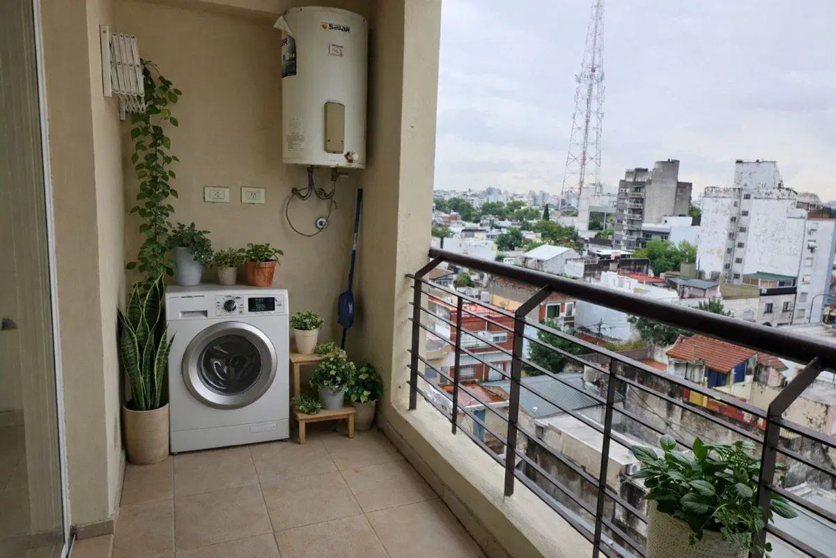 VENTA MONOAMBIENTE BALCÓN FLORES VISTA ABIERTA SUM 3