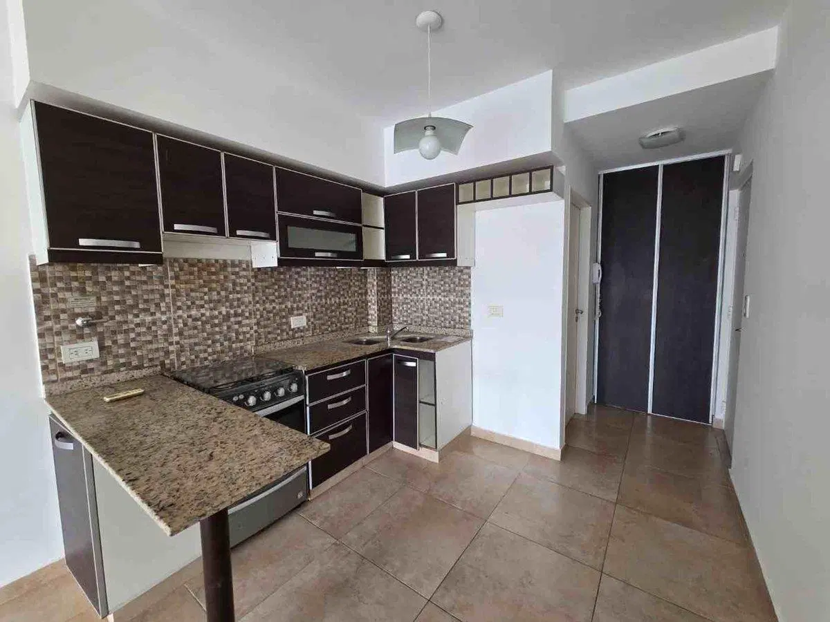 VENTA MONOAMBIENTE BALCÓN FLORES VISTA ABIERTA SUM 8
