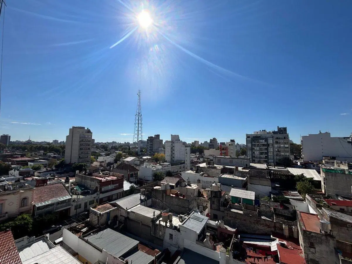 VENTA MONOAMBIENTE BALCÓN PISO ALTO APTO CREDITO 5