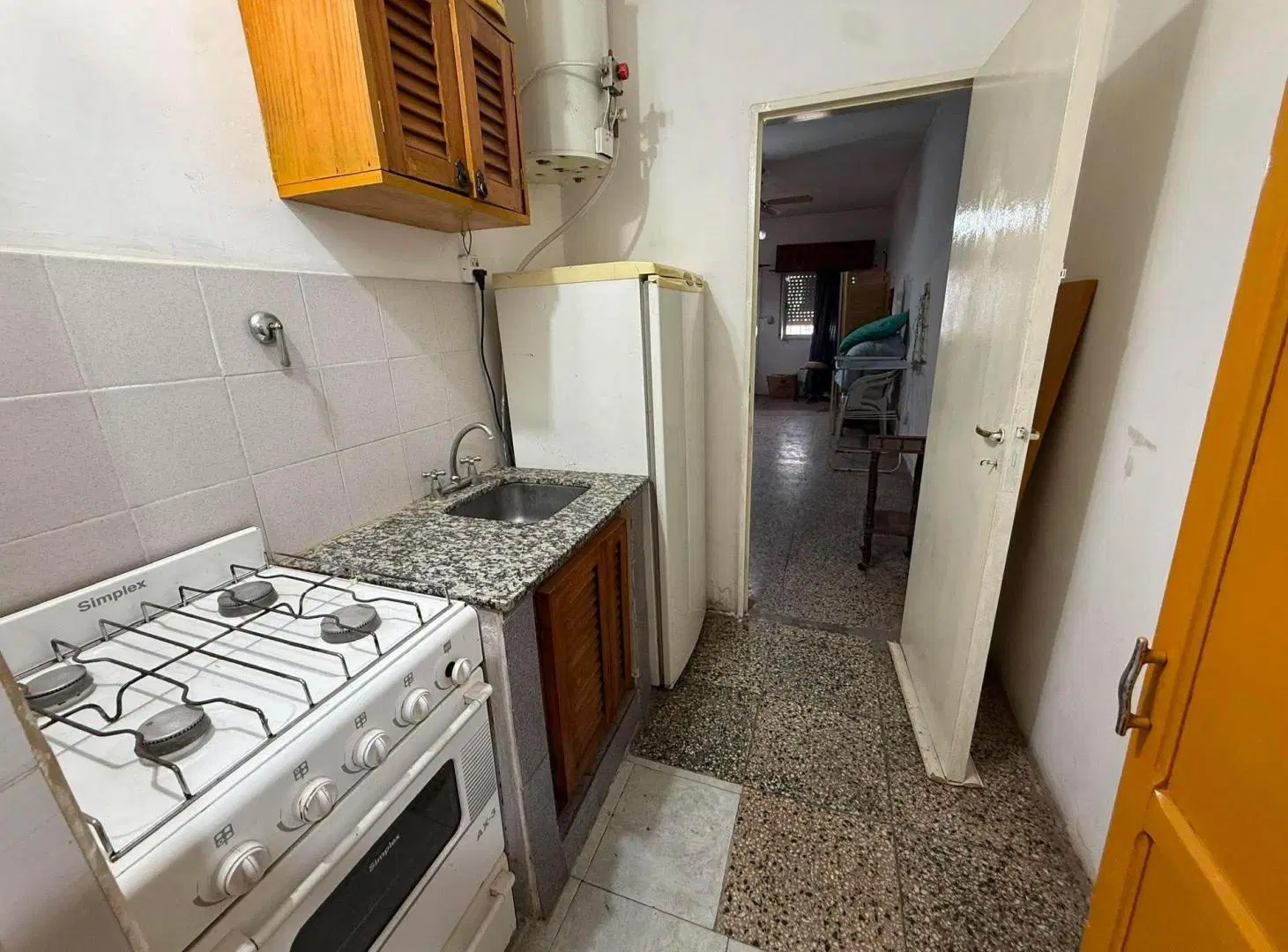 ALQUILER LOCAL  OFICINA CONSULTORIO EN MERLO 5
