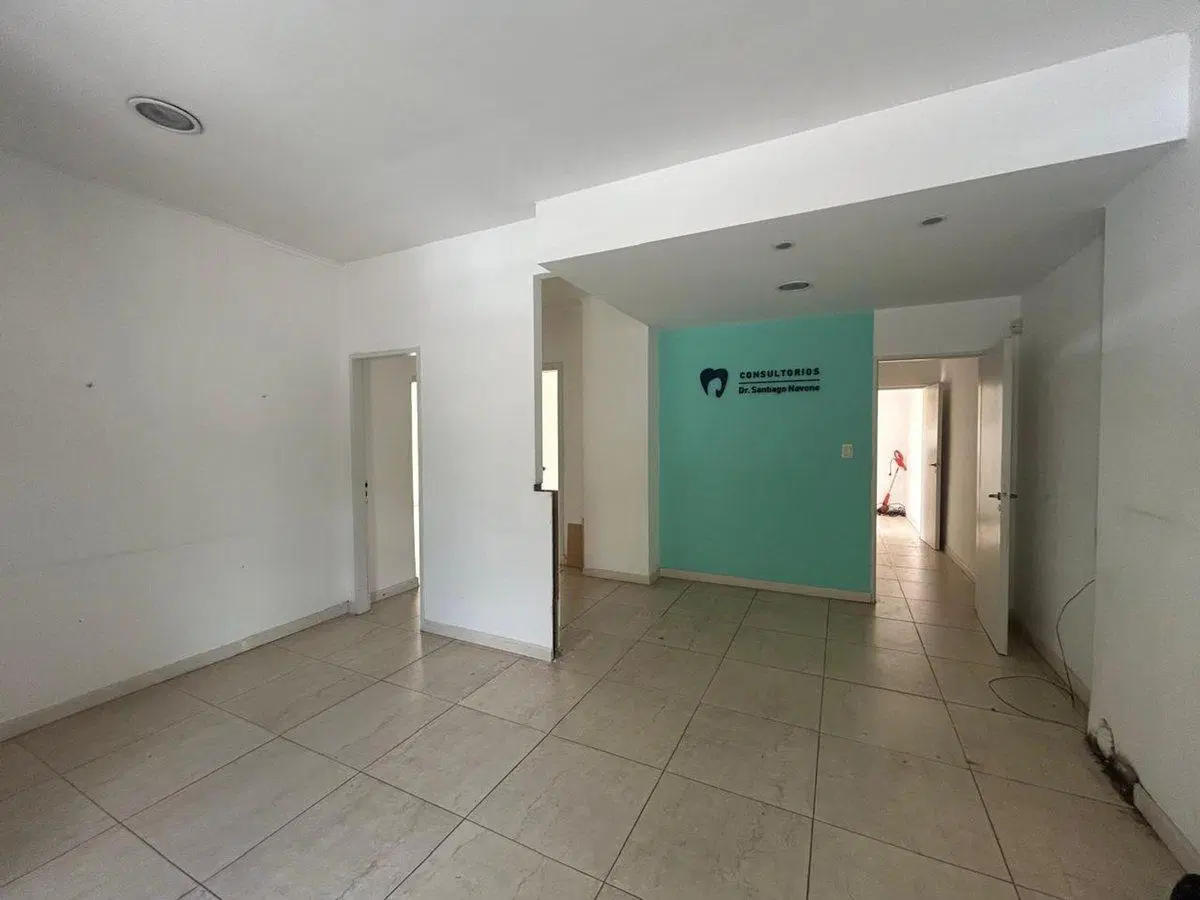 VENTA CASA LOTE PROPIO LUJAN CENTRO CREDITO 5