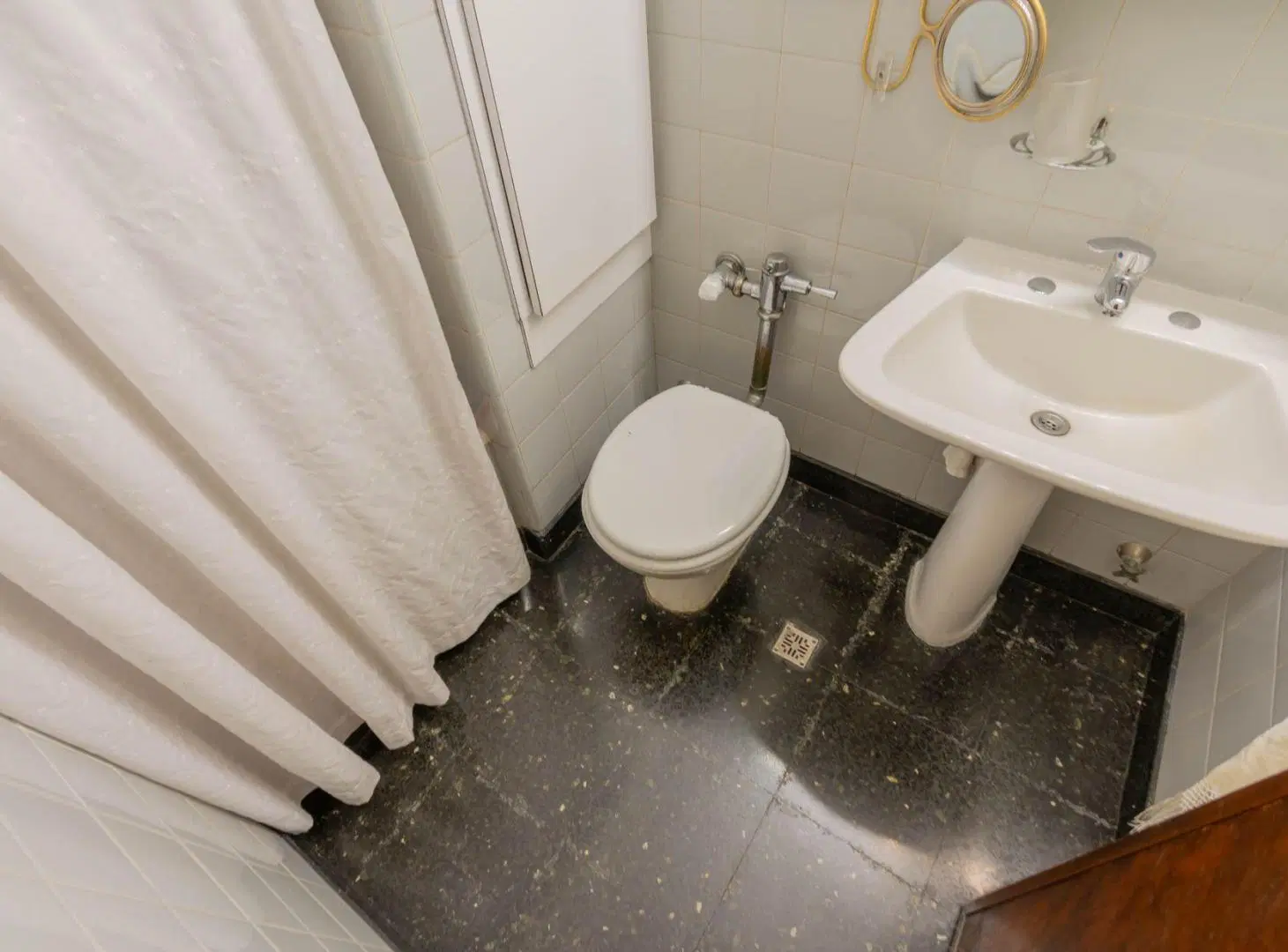 VENTA DEPTO 4 AMBIENTES C/DEP Y COCHERA  RECOLETA 2