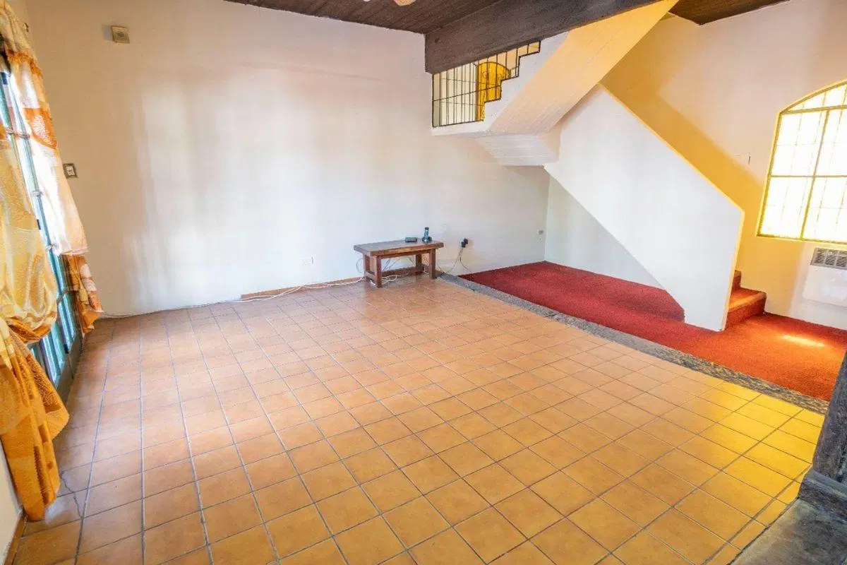 VENTA CASA CON QUINCHO Y COCHERA ALDO BONZI 2