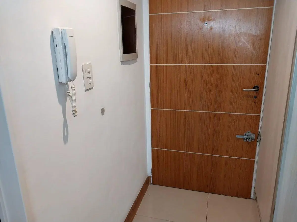 MONOAMBIENTE AMPLIO AL FRENTE CON BALCON 5