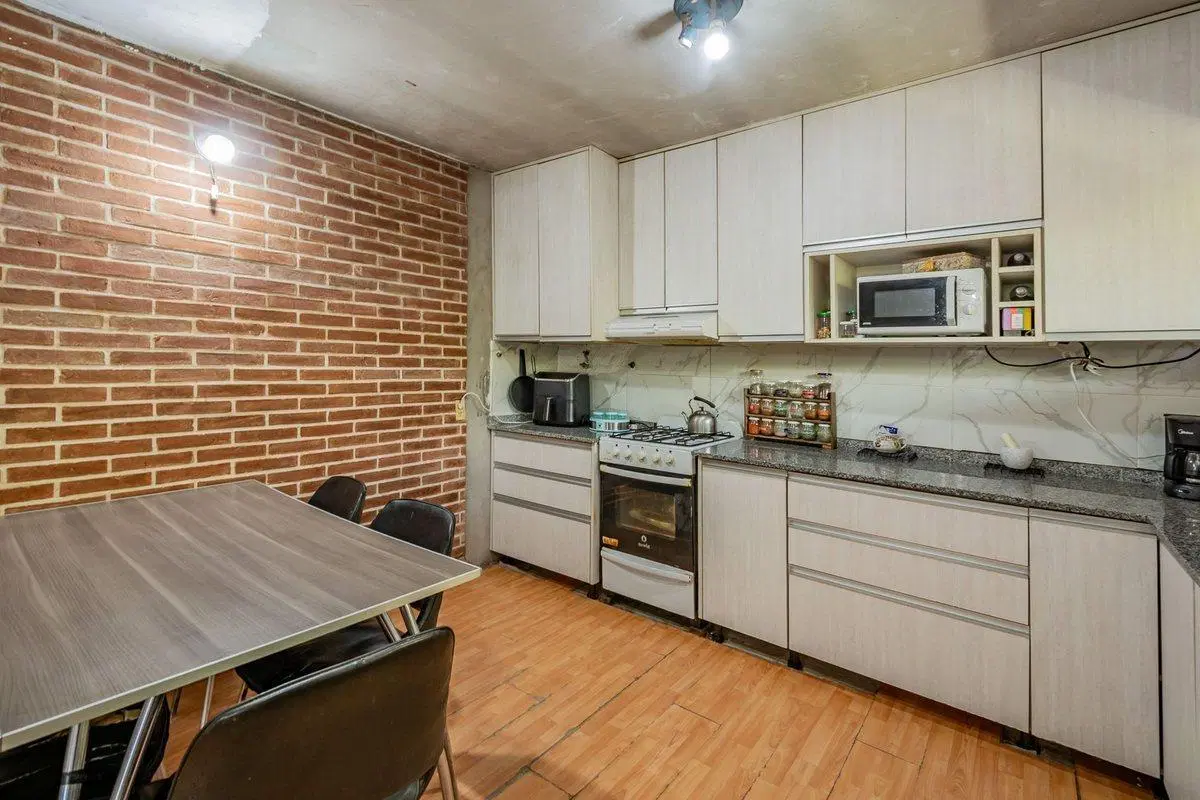 Venta PH 5/6 Ambientes con Jardín y Parrilla 4