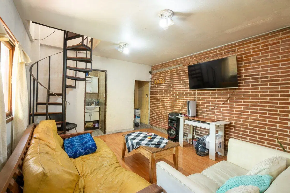 Venta PH 5/6 Ambientes con Jardín y Parrilla 2