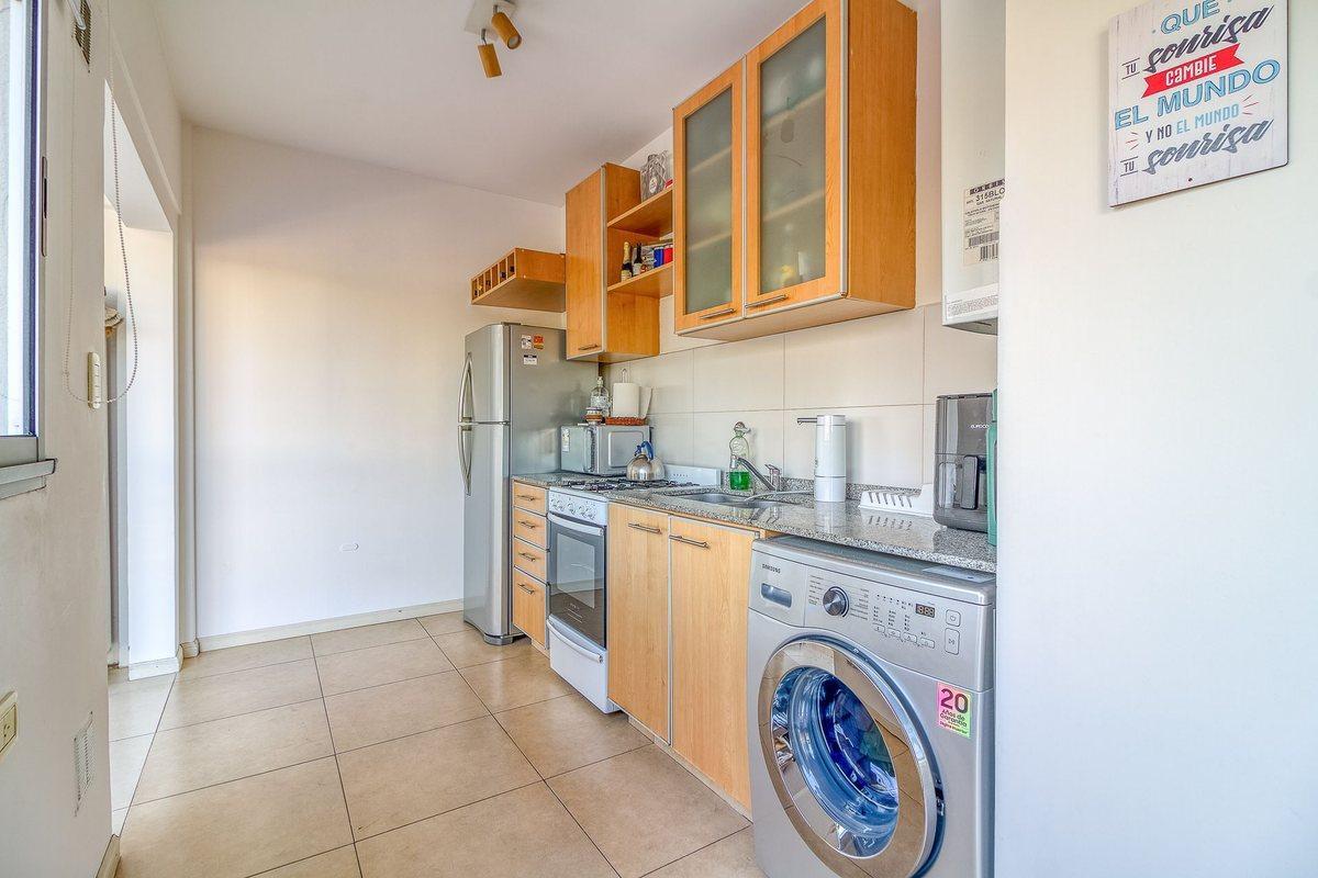 Foto de venta depto 2 ambientes cochera Caballito Flores, imagen 2