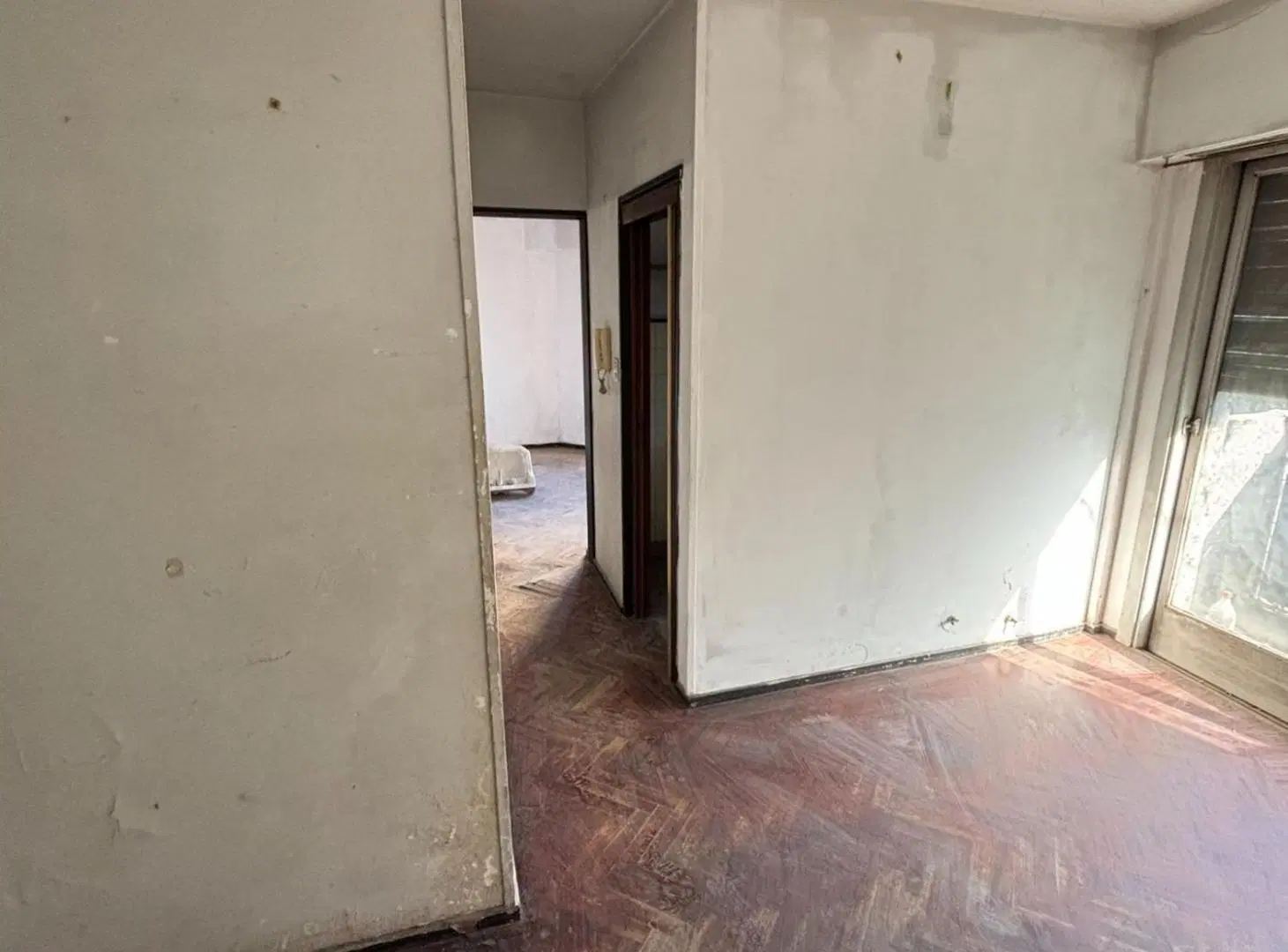 2 AMBIENTES EN CONSTITUCIÓN CON BALCON. TODA LUZ 3