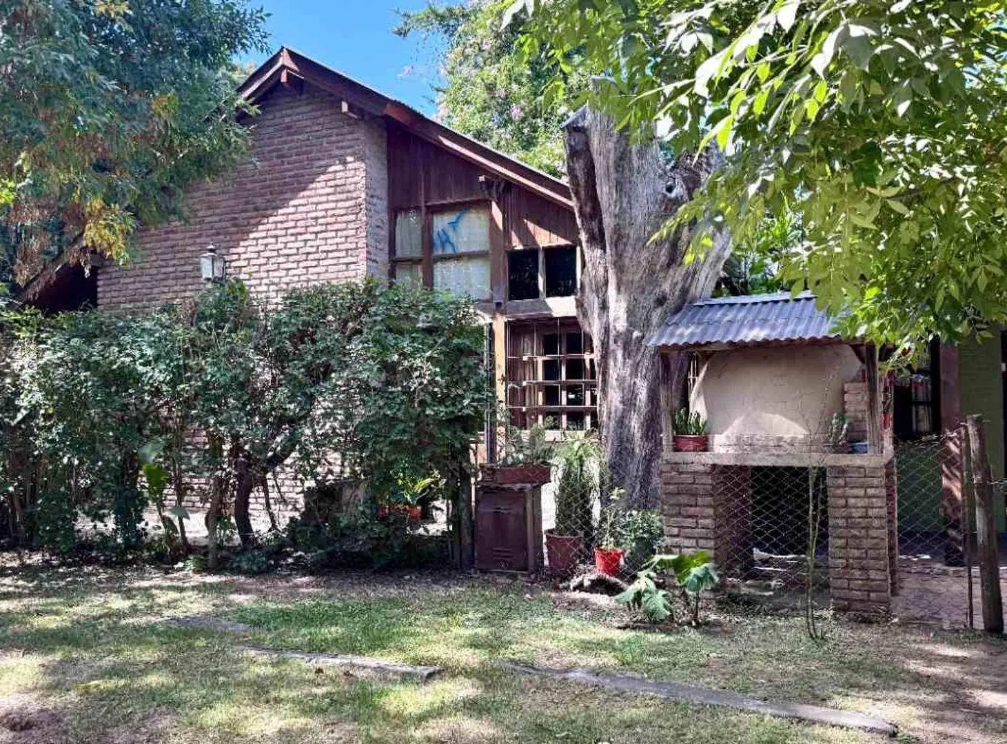 CASA EN  VENTA BARRIO LA ESMERALDA 2