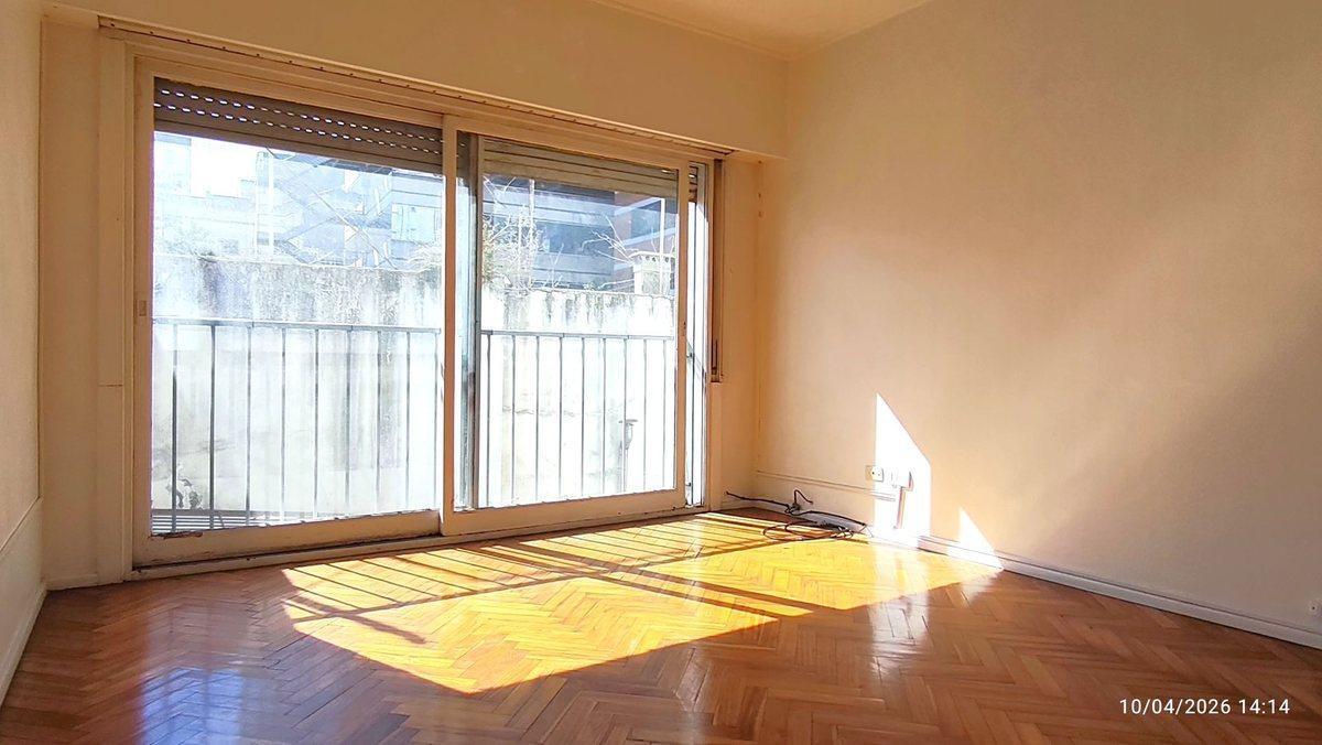 Foto de VENTA Departamento Monserrat 3 Ambientes, imagen 3