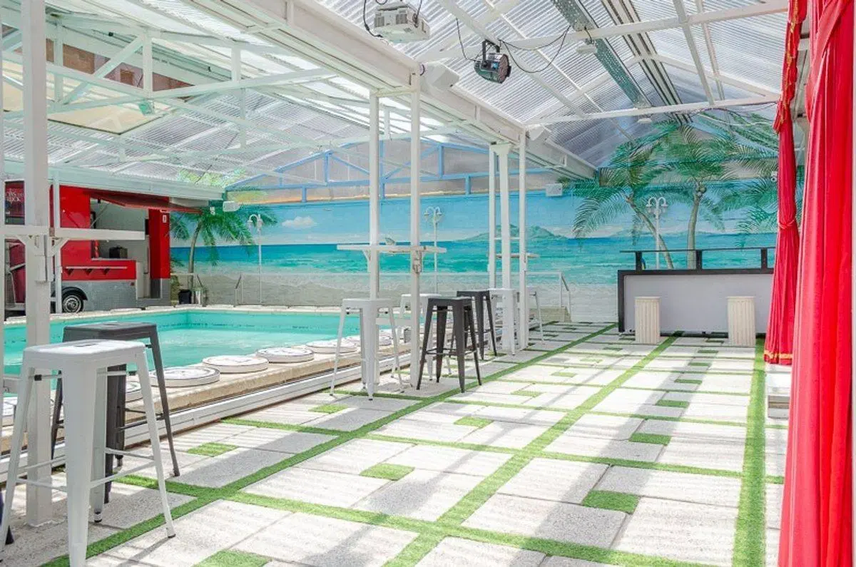 Venta salón/oficina 520 m² con piscina zona Centro 8