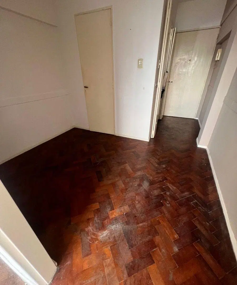 Venta Departamento 2 ambientes microcentro 2