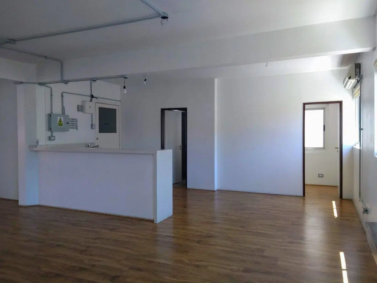 Oficina 160 mtr Corrientes y Florida Piso Completo 8