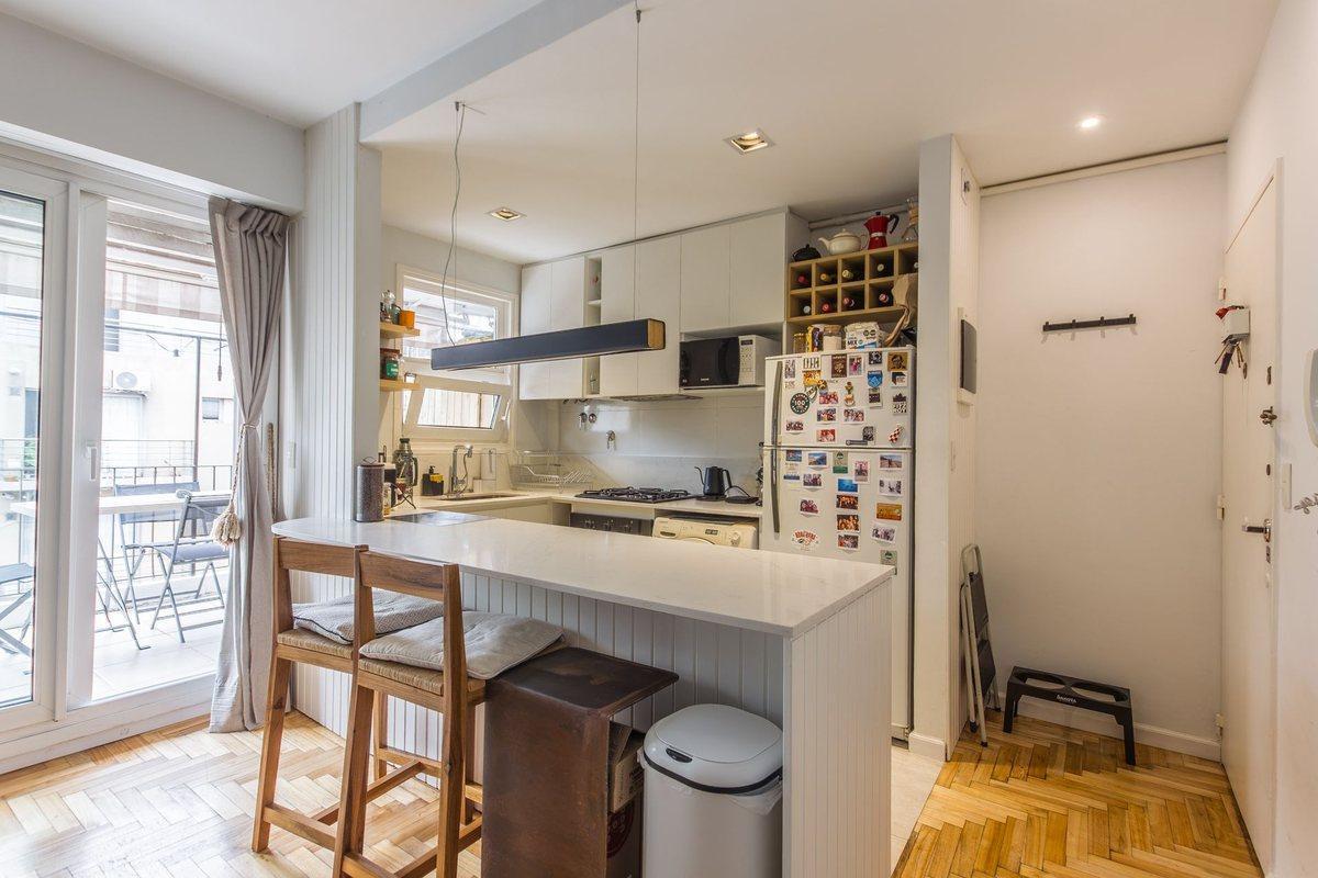 Foto de VENTA 3 AMB REFACCIONADO CON GRAN BALCON EN OLIVOS, imagen 4