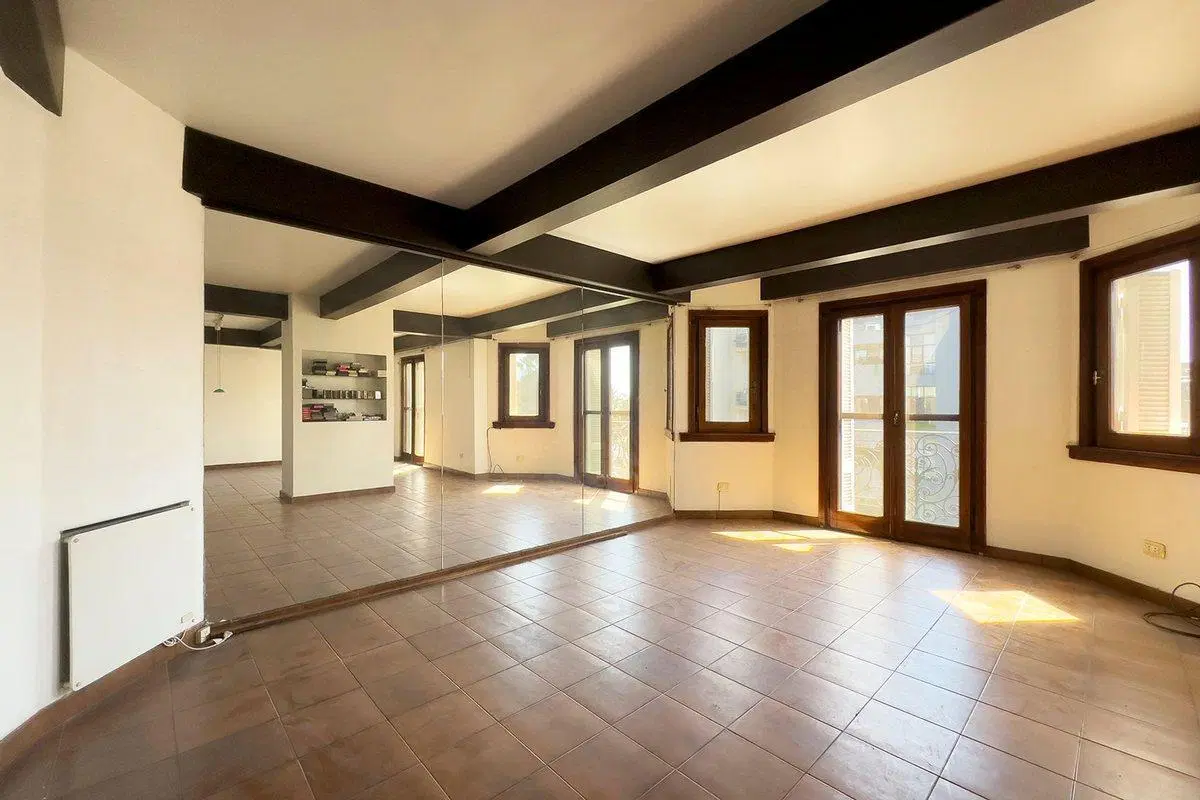 VENTA DEPTO 4 AMBIENTES - BARRACAS 2