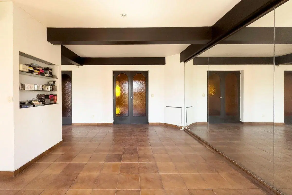 VENTA DEPTO 4 AMBIENTES - BARRACAS 8