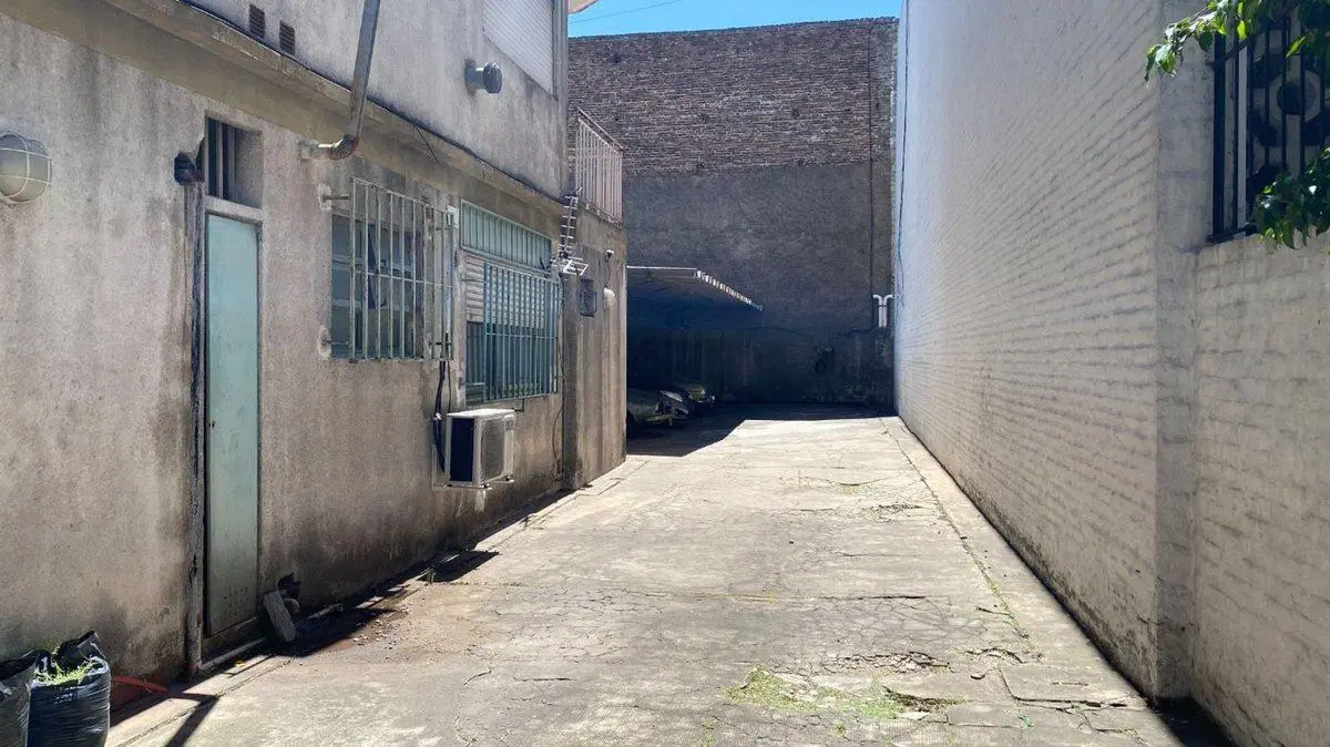 VENTA DEPARTAMENTO 2 AMBIENTES CON COCHERA RAMOS M 4