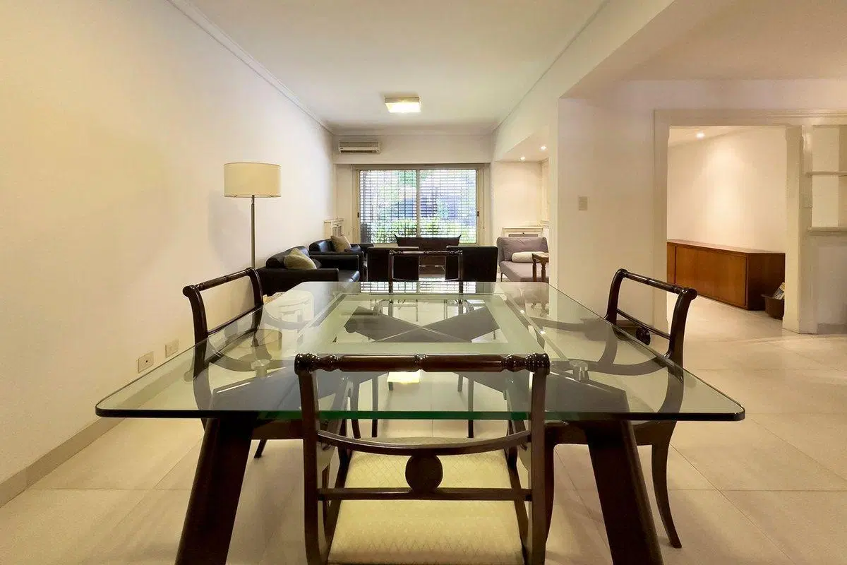 VENTA CASA 4 DORM MARTINEZ/PILETA ZONA HIPODROMO 5