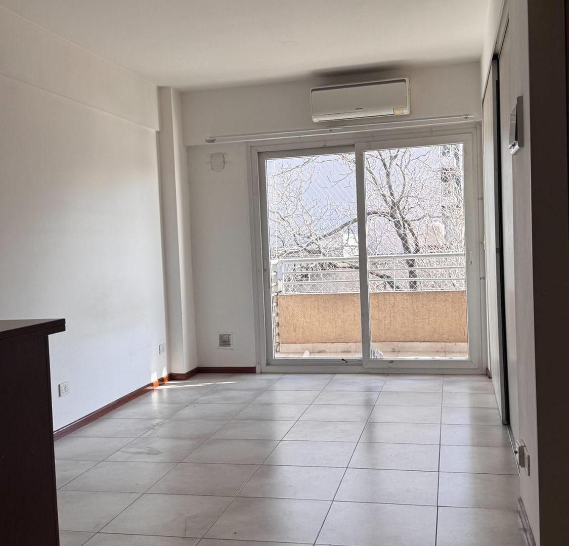 Foto de ALQUILER MONOAMBIENTE VILLA CRESPO Con COCHERA, imagen 2